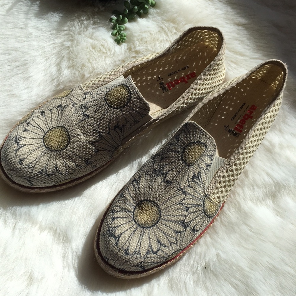 ARBETI WOMEN DECK SHOE SIZE 43